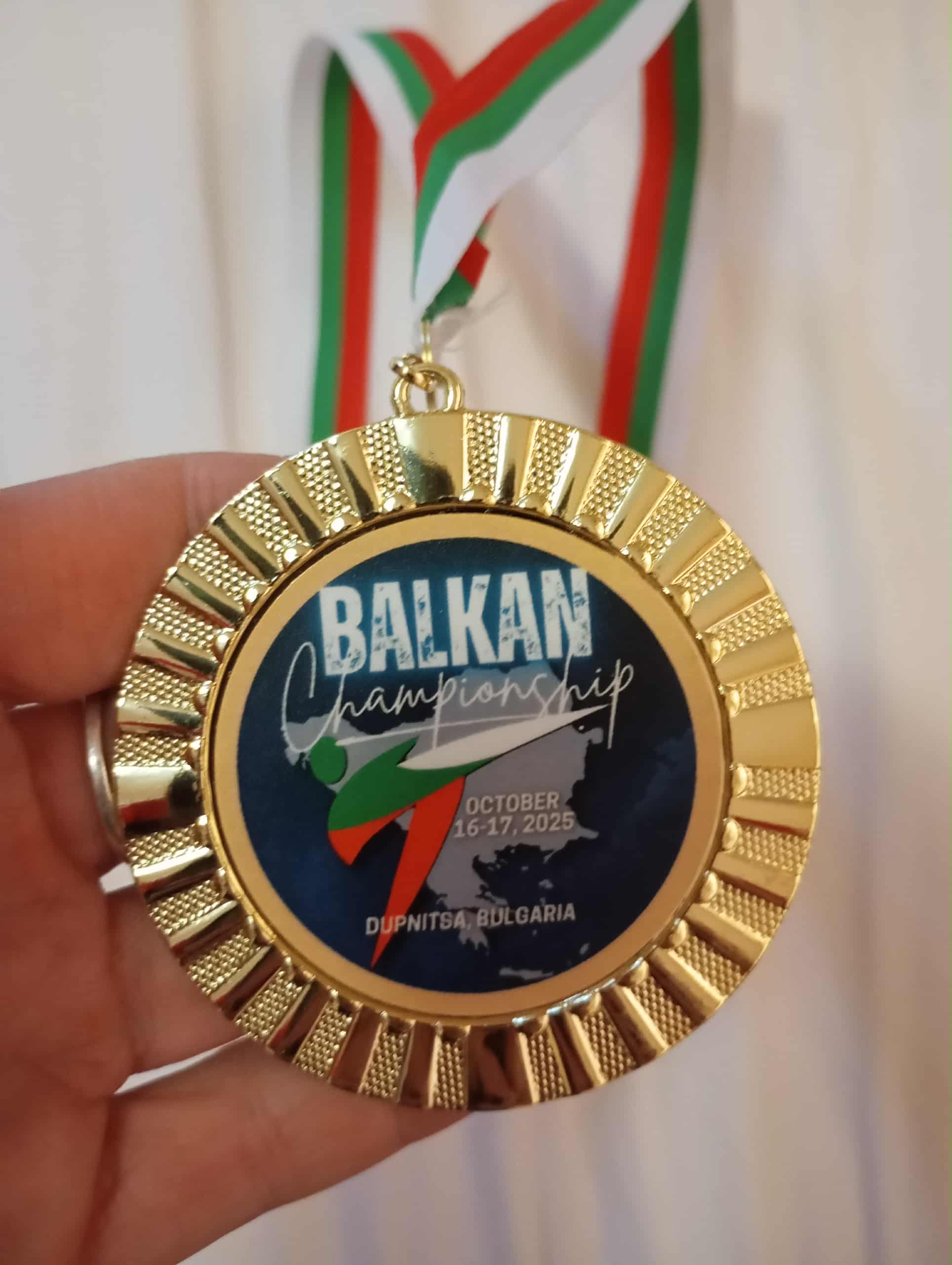 att.4gXj6hpD5UDawBr874fFK A2U H6lqXqJmwViZ00amc